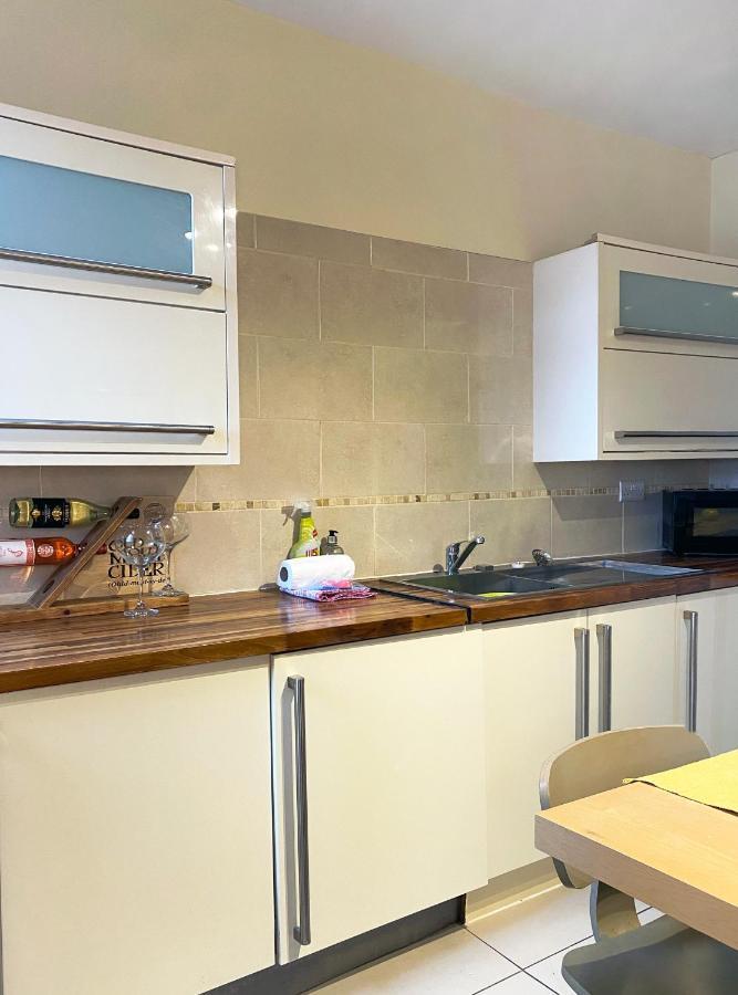 The Docklands 2 By Serviced Living Liverpool 아파트 외부 사진